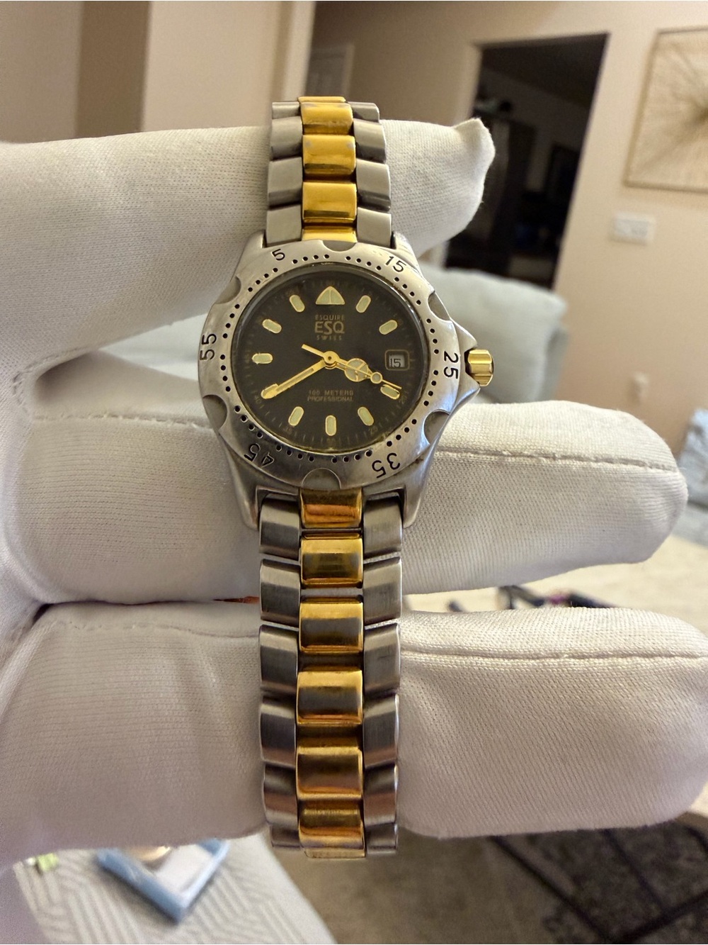 Vintage ESQ Movado Ladies Watch 100M Two Tone Black Dial Swiss Quartz Diver Date
